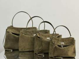 Picture of Balenciaga Handbags _SKUfw211201646fw